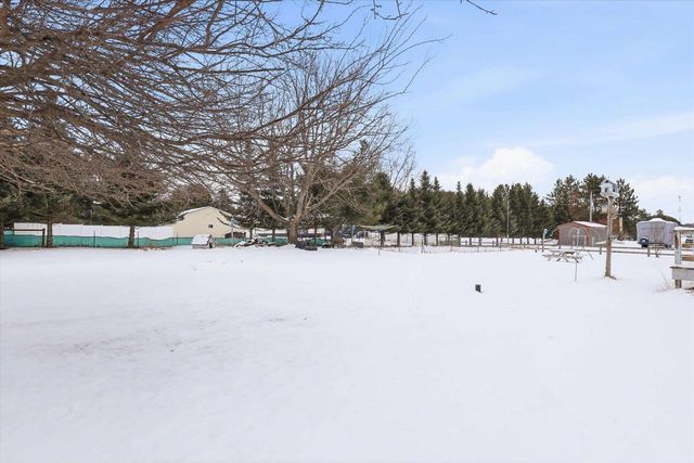 N5516 HILLSIDE DRIVE, Wild Rose, WI 54984
