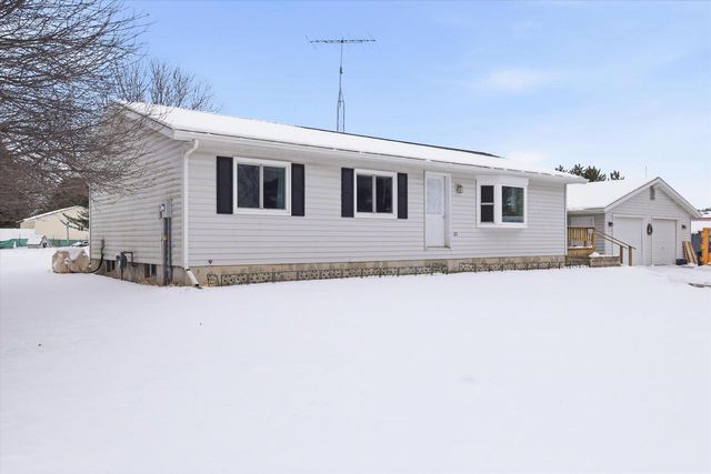N5516 HILLSIDE DRIVE, Wild Rose, WI 54984