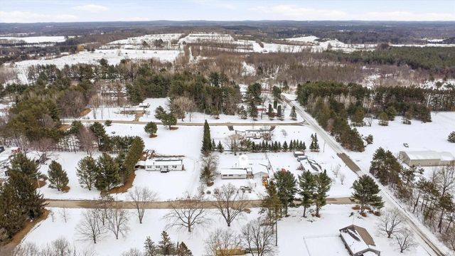 N5516 HILLSIDE DRIVE, Wild Rose, WI 54984