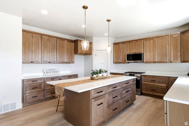 3031 W SOLACE ST, Syracuse, UT 84075