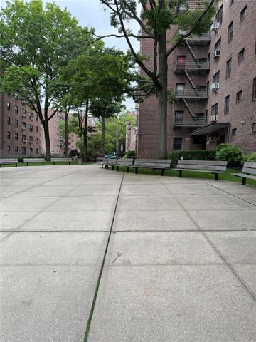 87-56 Francis Lewis Blvd B31, Queens Village, NY 11427