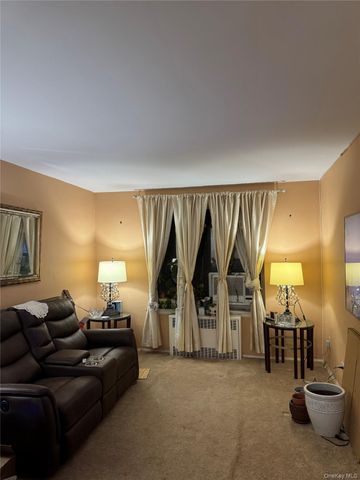 87-56 Francis Lewis Blvd B31, Queens Village, NY 11427