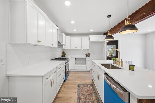 339 ZION RD, Egg Harbor Township, NJ 08234