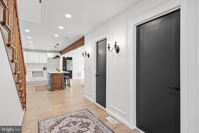 339 ZION RD, Egg Harbor Township, NJ 08234