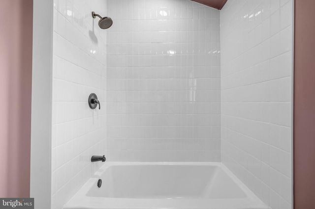 339 ZION RD, Egg Harbor Township, NJ 08234