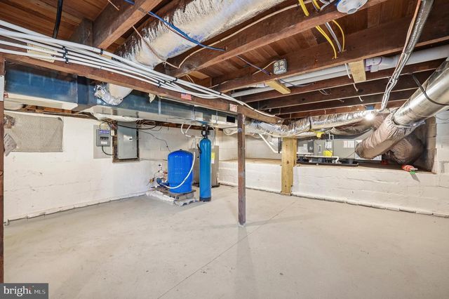 339 ZION RD, Egg Harbor Township, NJ 08234