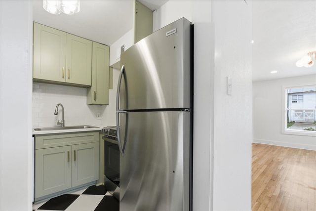 421 E JENNINGS Street, Tallahassee, FL 32301