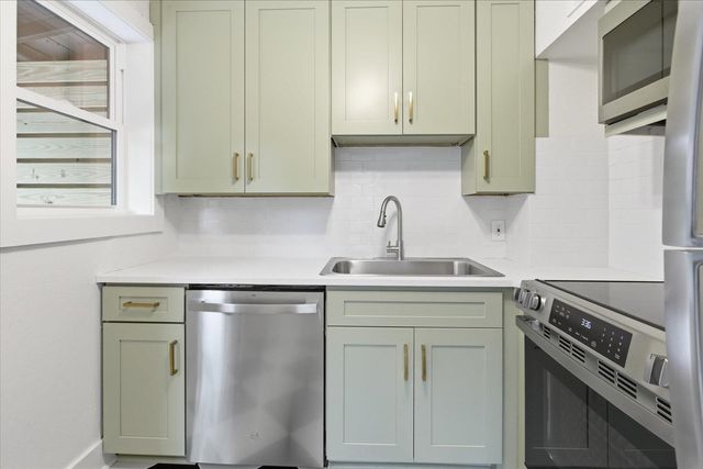 421 E JENNINGS Street, Tallahassee, FL 32301