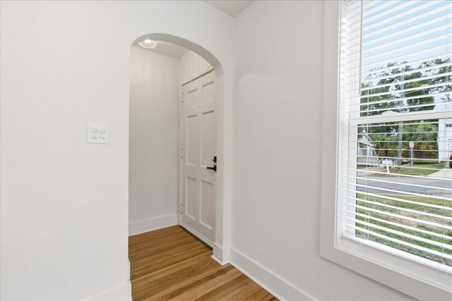 421 E JENNINGS Street, Tallahassee, FL 32301