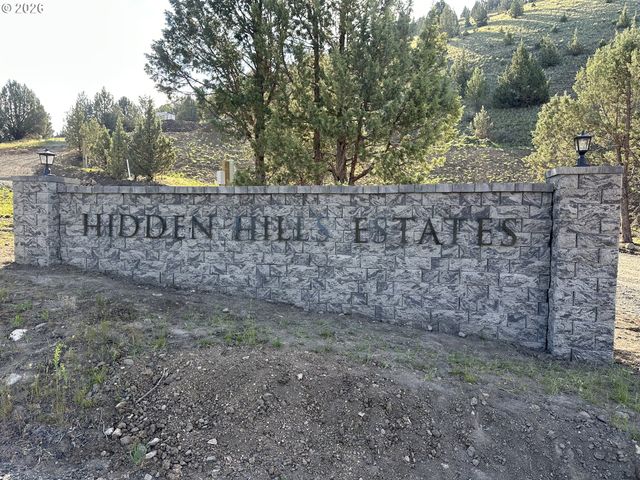 92699 HIDDEN HILLS Ln, John Day, OR 97845