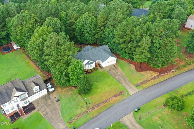 262 Clayton Pointe Drive, Clayton, NC 27520