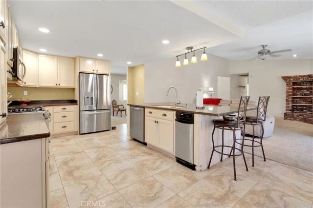 18830 Munsee, Apple Valley, CA 92307