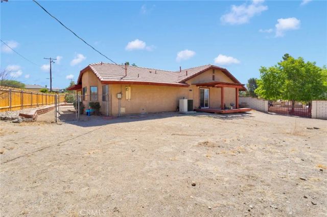 18830 Munsee, Apple Valley, CA 92307