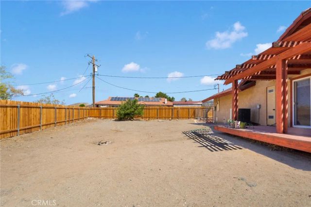 18830 Munsee, Apple Valley, CA 92307