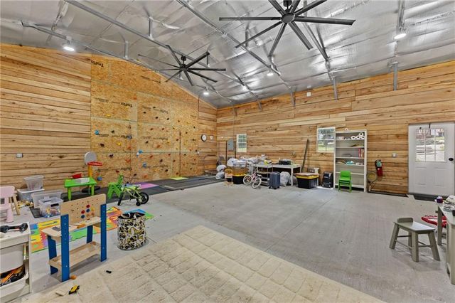 23108 S Eisele Road, Cleveland, MO 64734