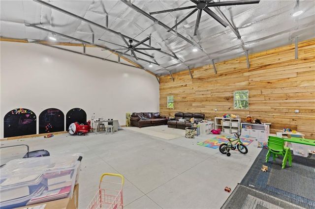 23108 S Eisele Road, Cleveland, MO 64734