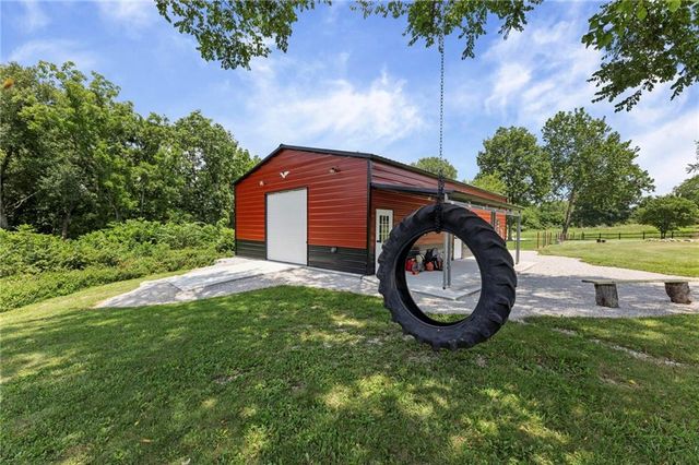 23108 S Eisele Road, Cleveland, MO 64734