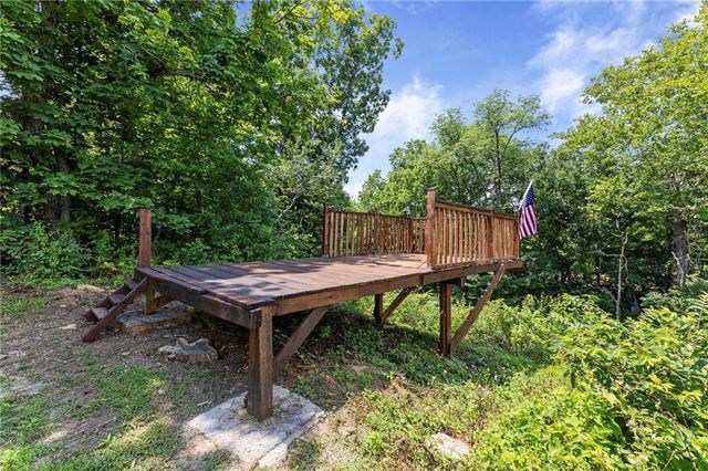 23108 S Eisele Road, Cleveland, MO 64734
