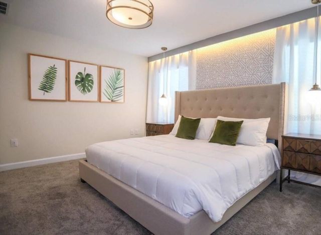 468 OCEAN COURSE AVENUE, Davenport, FL 33896