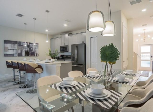 468 OCEAN COURSE AVENUE, Davenport, FL 33896