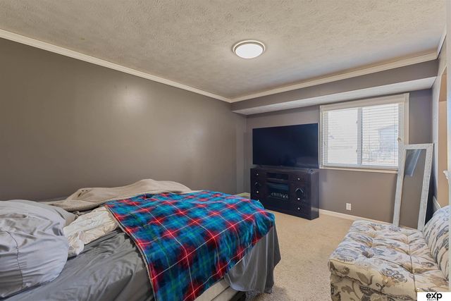 1005 Conestoga Road, Papillion, NE 68046