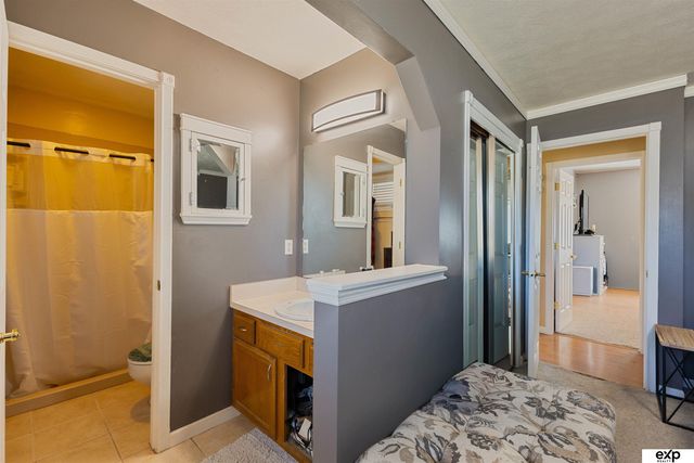 1005 Conestoga Road, Papillion, NE 68046