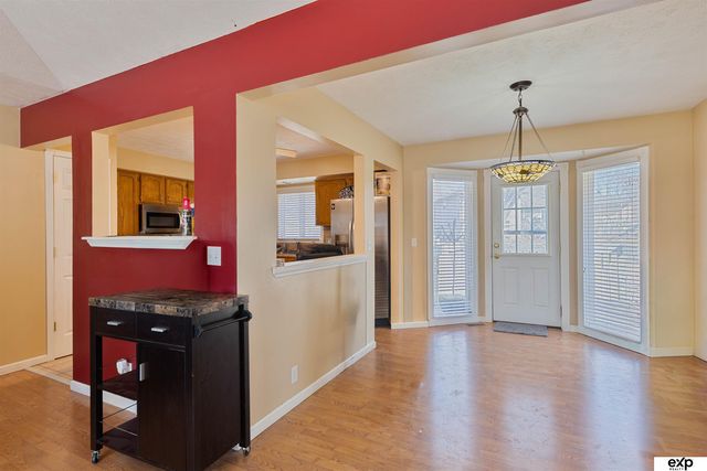 1005 Conestoga Road, Papillion, NE 68046