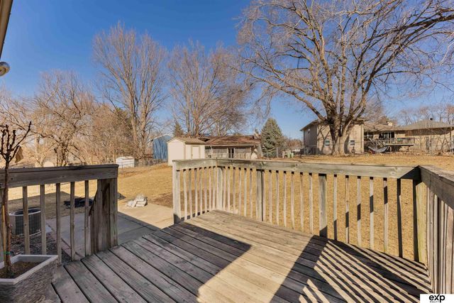 1005 Conestoga Road, Papillion, NE 68046