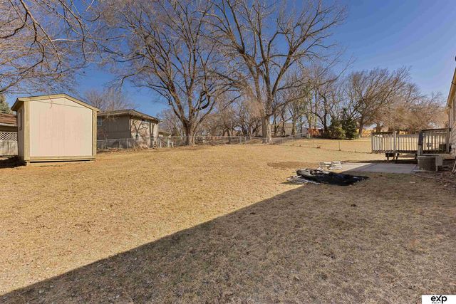 1005 Conestoga Road, Papillion, NE 68046