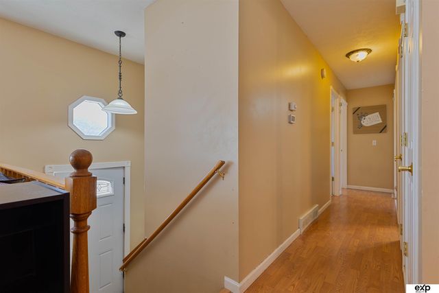 1005 Conestoga Road, Papillion, NE 68046