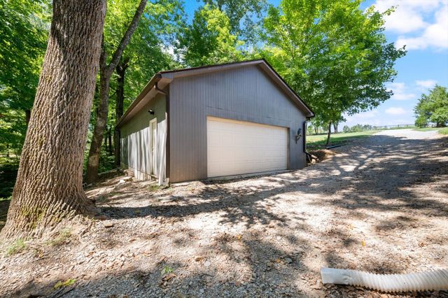 6353 Morton Rd, Greenbrier, TN 37073