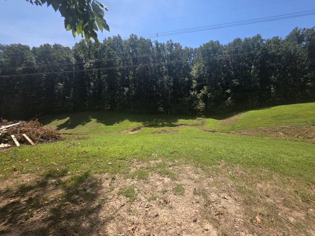 6353 Morton Rd, Greenbrier, TN 37073