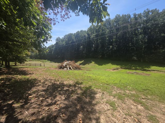 6353 Morton Rd, Greenbrier, TN 37073