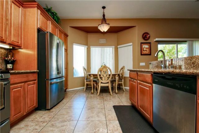 31540 Avenida Del Padre, Cathedral City, CA 92234