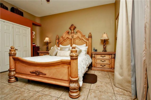 31540 Avenida Del Padre, Cathedral City, CA 92234