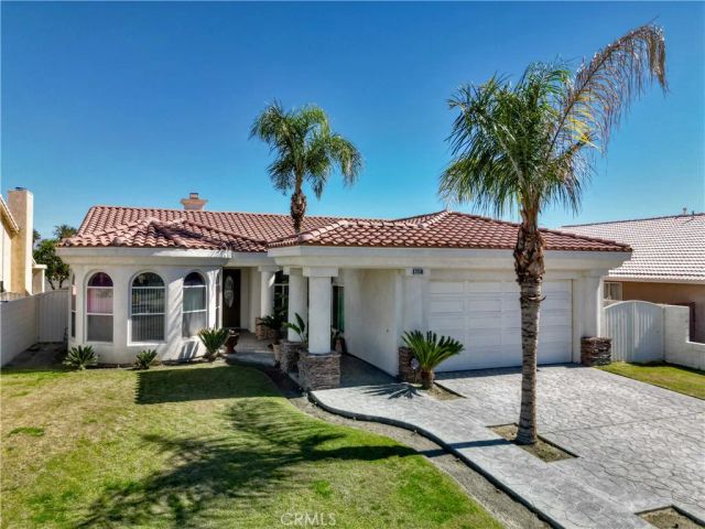31540 Avenida Del Padre, Cathedral City, CA 92234