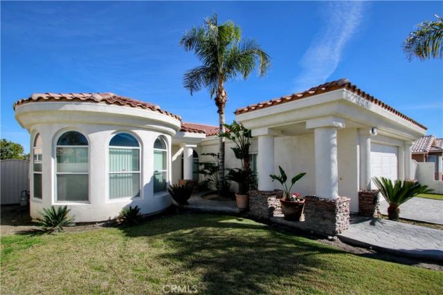 31540 Avenida Del Padre, Cathedral City, CA 92234