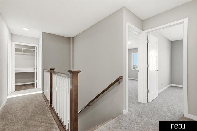 5512 N 190th Avenue, Elkhorn, NE 68022