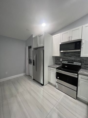 4404 Treasure Cove Drive, Dania Beach, FL 33312