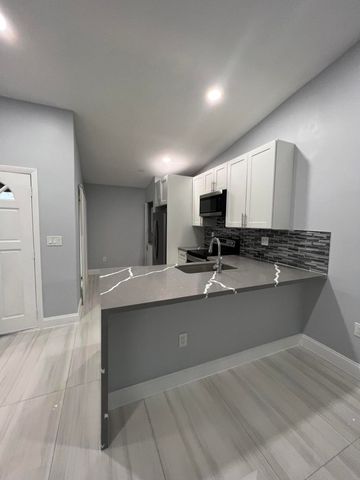 4404 Treasure Cove Drive, Dania Beach, FL 33312