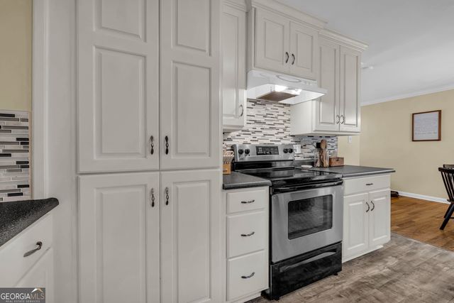 1168 Rosedale Street, Toccoa, GA 30577