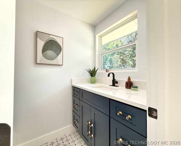4316 E 72nd Place, Tulsa, OK 74136