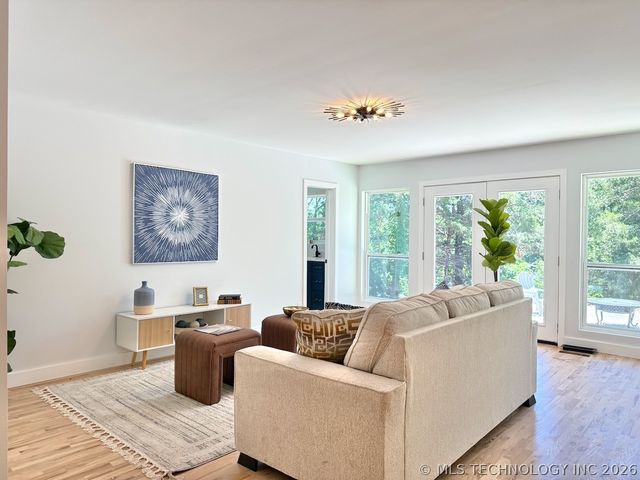 4316 E 72nd Place, Tulsa, OK 74136