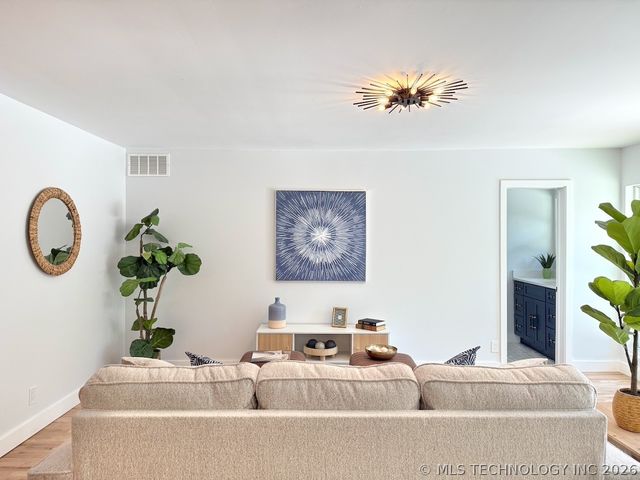 4316 E 72nd Place, Tulsa, OK 74136