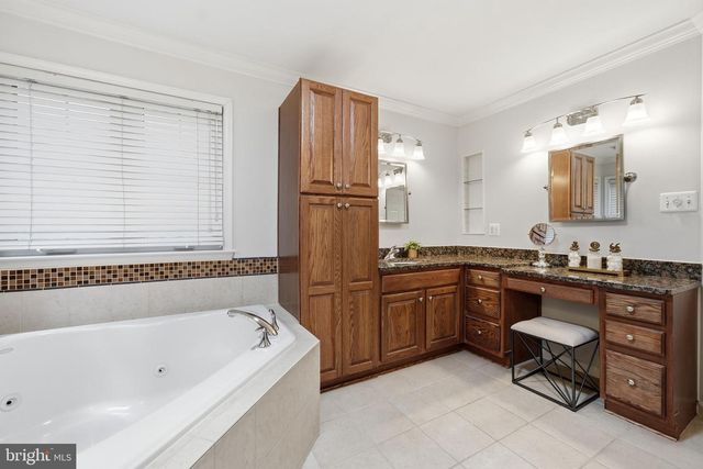 18620 KERILL RD, Triangle, VA 22172