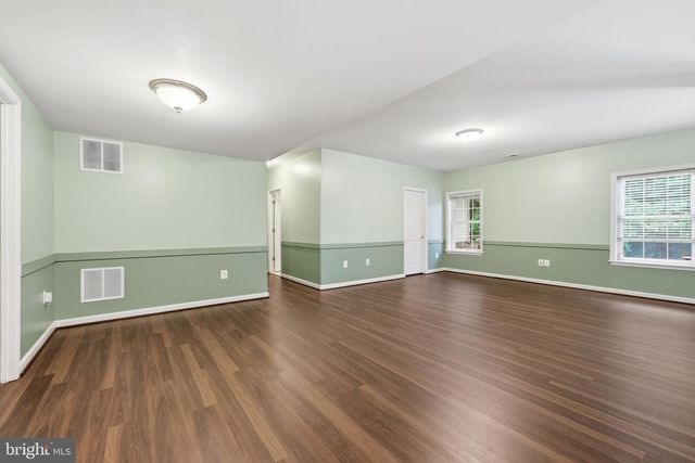 18620 KERILL RD, Triangle, VA 22172