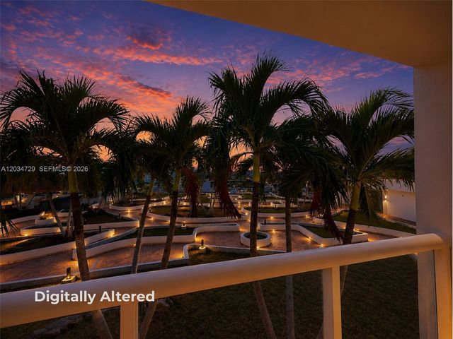 13499 Biscayne Blvd 504, North Miami, FL 33181