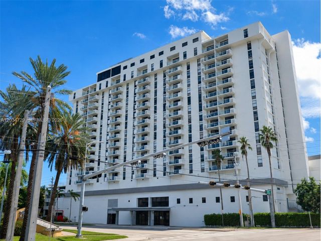 13499 Biscayne Blvd 504, North Miami, FL 33181