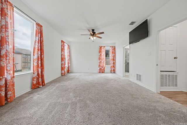 4568 KLEIN MDWS, New Braunfels, TX 78130