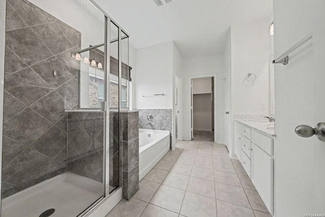 4568 KLEIN MDWS, New Braunfels, TX 78130